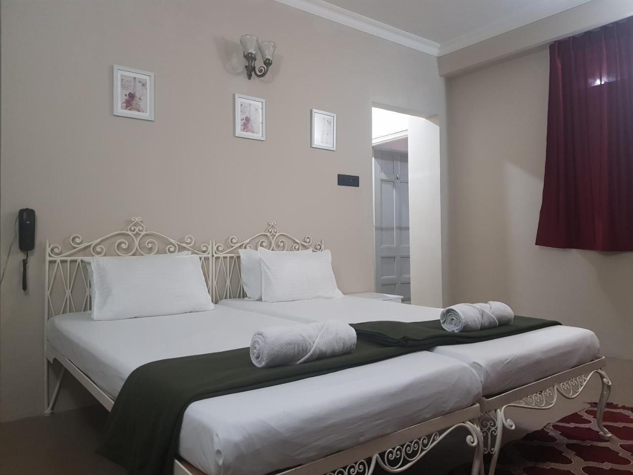 Rockski Boutique Bed & Breakfast Shillong Exterior photo